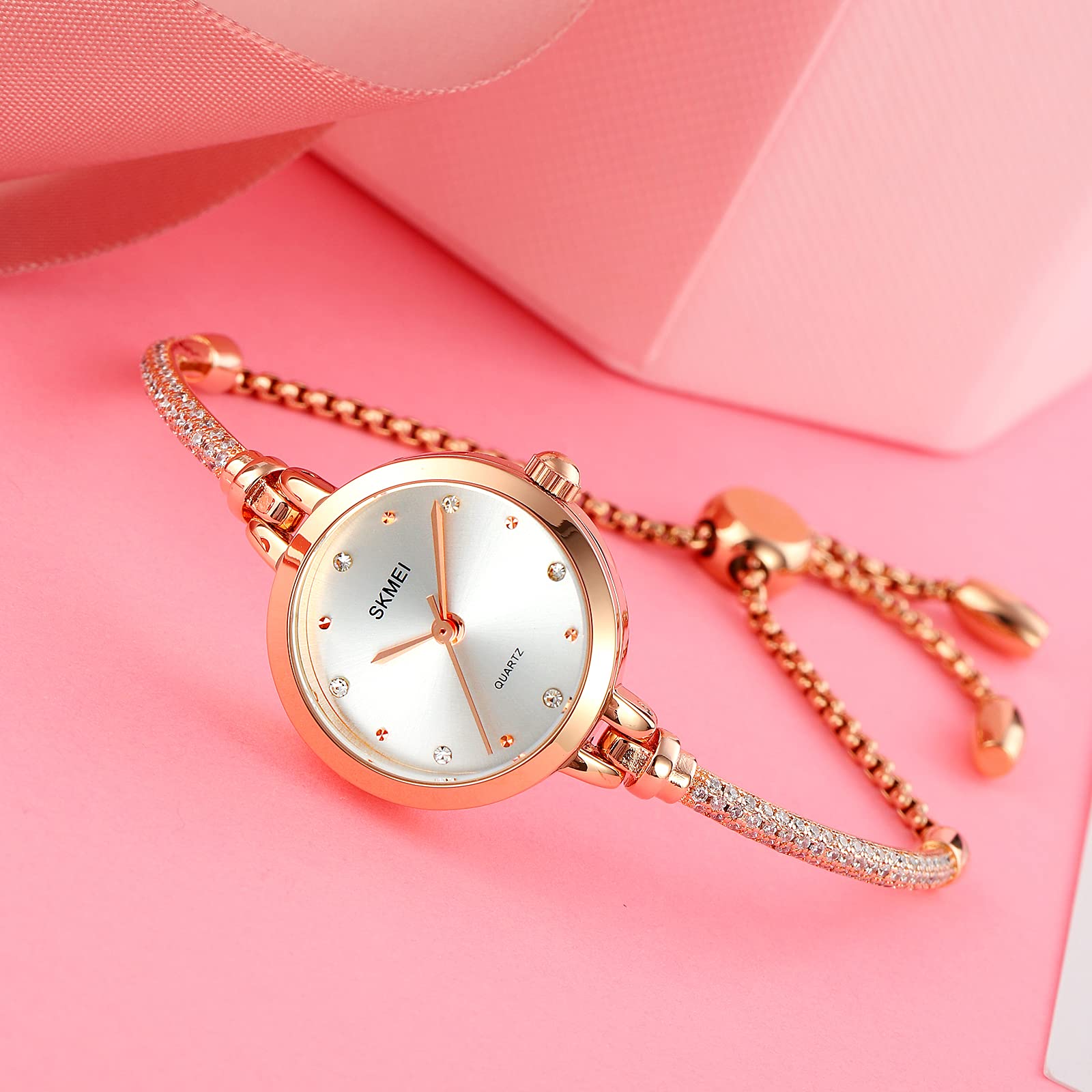 SKMEI Women's Ultra-Slim Quartz Bracelet Watch