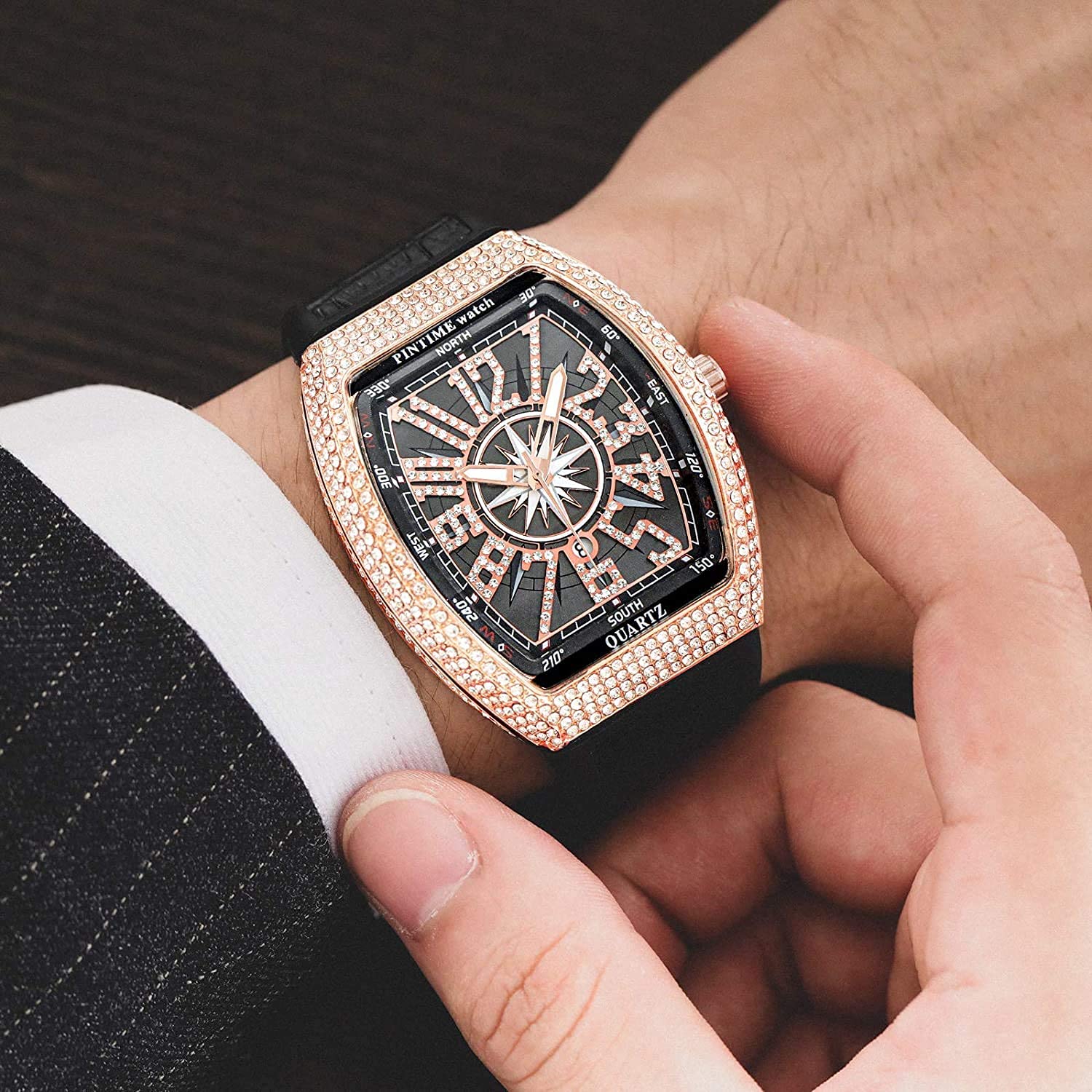 FANMIS Men's Rectangular Quartz Watch – Rhinestone Case